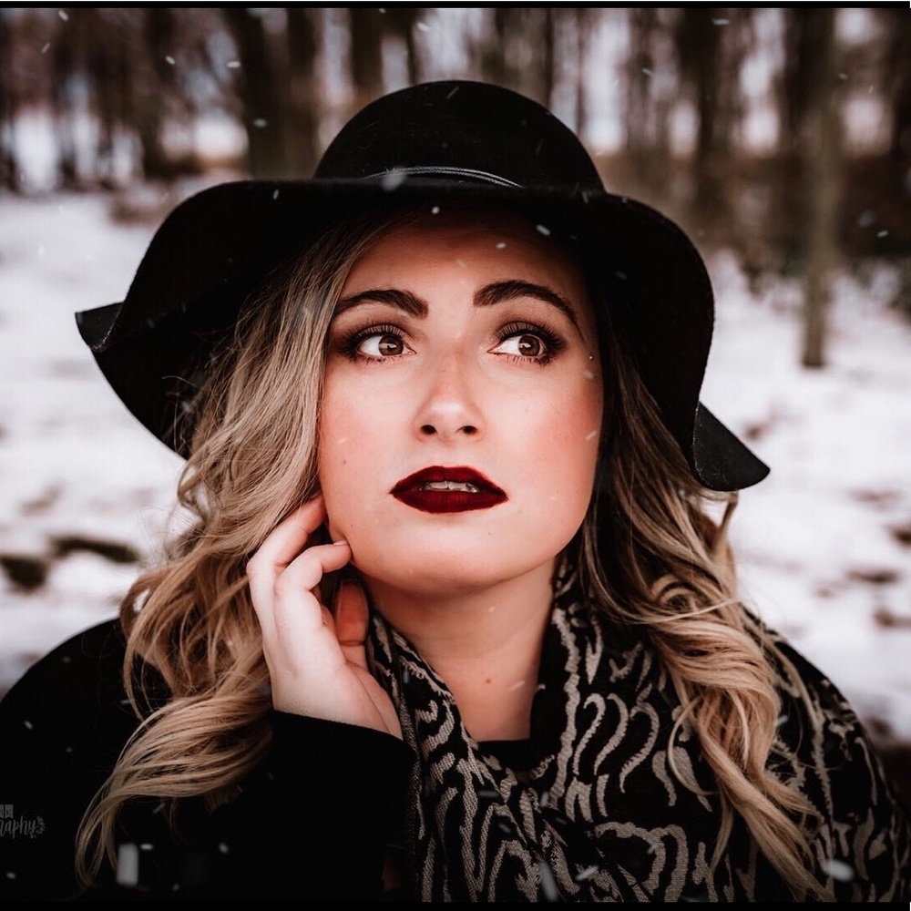 Meet your Posher, Megan